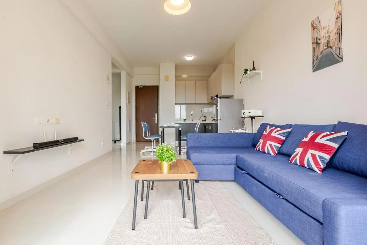Apartment Country Garden 2Br 4-6Pax At Beach Side Johor Bahru