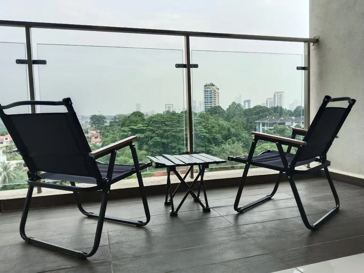 Apartment Country Garden 2Br 4-6Pax At Beach Side Johor Bahru
